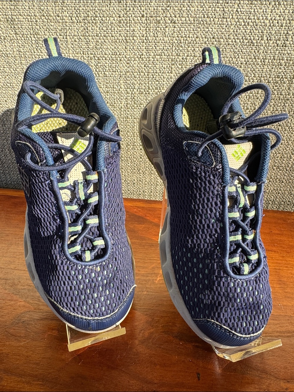 Columbia Unisex Youth Drainmaker III Water & Hiking Lightweight Sneakers Size 2